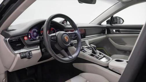 2022 Porsche Panamera Platinum Edition