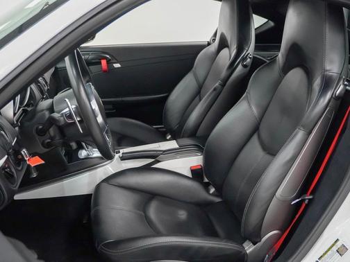 2012 Porsche Cayman R