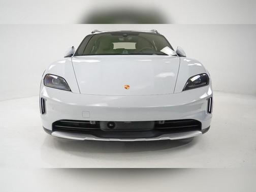 2025 Porsche Taycan 4S