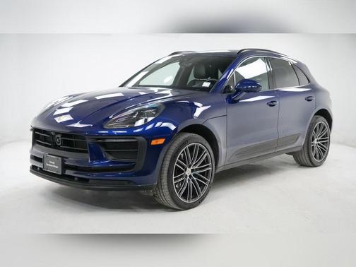 2025 Porsche Macan T