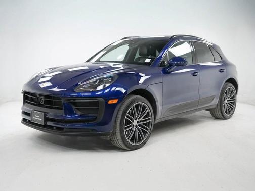 2025 Porsche Macan T