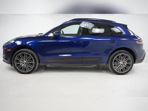 2025 Porsche Macan T