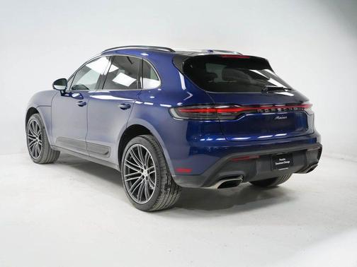 2025 Porsche Macan T