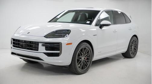 2025 Porsche Cayenne Turbo