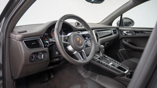 2018 Porsche Macan S