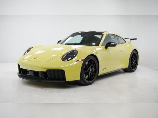 2026 Porsche 911 Carrera GTS