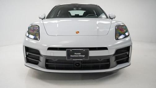 2025 Porsche Panamera 4