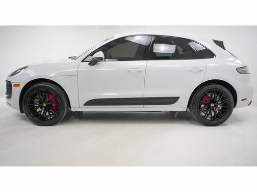 2022 Porsche Macan GTS