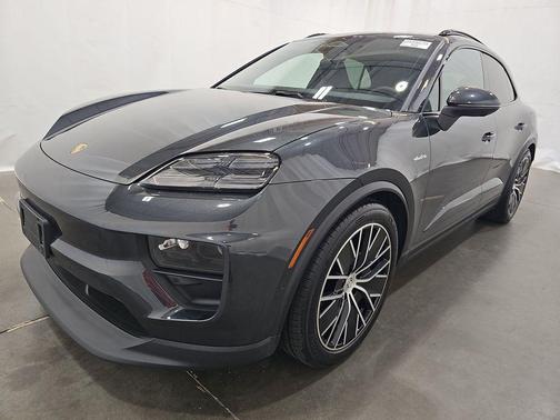 Volcano Grey Metallic 2025 Porsche Macan Macan Electric
