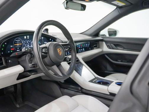 2023 Porsche Taycan 4S
