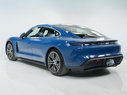 2022 Porsche Taycan 4S