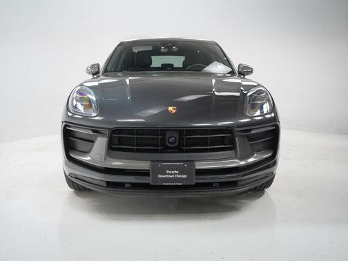 2023 Porsche Macan T