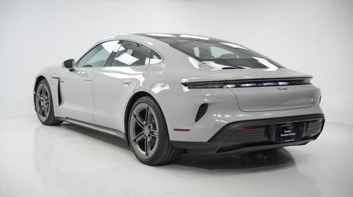 2025 Porsche Taycan Turbo