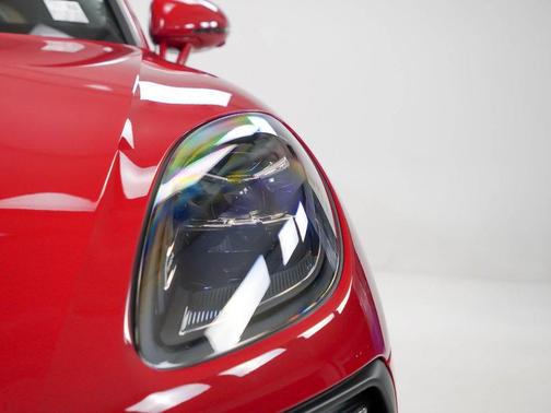 Carmine Red 2026 Porsche Macan Macan
