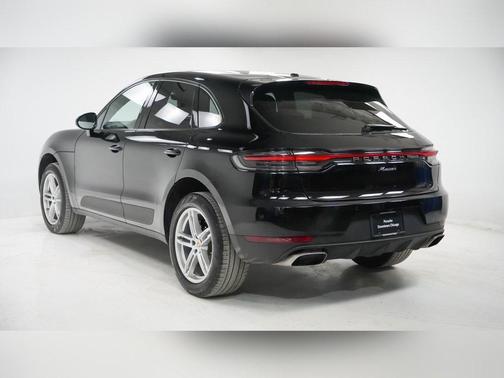 2021 Porsche Macan 