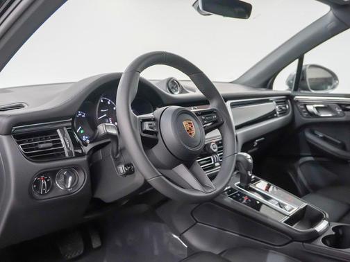 2026 Porsche Macan T