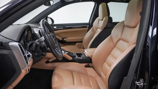 2017 Porsche Cayenne Base