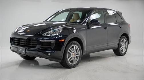 2017 Porsche Cayenne Base