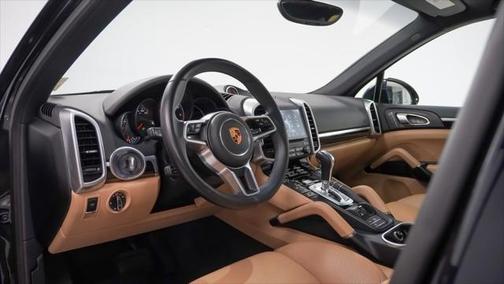 2017 Porsche Cayenne Base