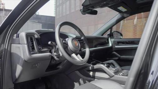 2024 Porsche Cayenne
