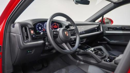 2025 Porsche Cayenne 