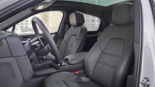 2025 Porsche Cayenne S