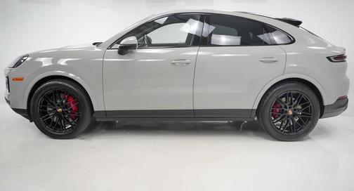 2025 Porsche Cayenne S