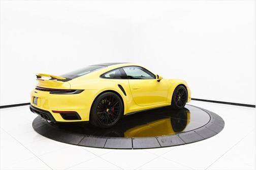 2021 Porsche 911 Turbo