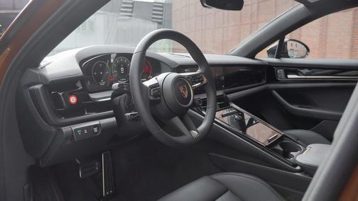 2025 Porsche Panamera 4