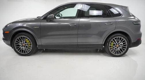 2023 Porsche Cayenne Cayenne