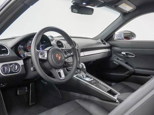 2025 Porsche 718 Cayman S