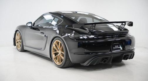 2023 Porsche 718 Cayman GT4