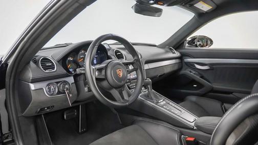 2023 Porsche 718 Cayman GT4