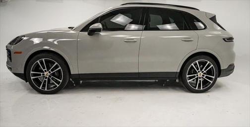 2024 Porsche Cayenne Base (Tiptronic)