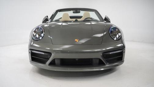 2022 Porsche 911 Carrera S