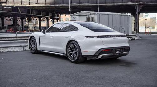 2020 Porsche Taycan Turbo