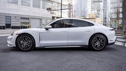 2020 Porsche Taycan Turbo