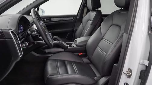 2022 Porsche Cayenne E-Hybrid S