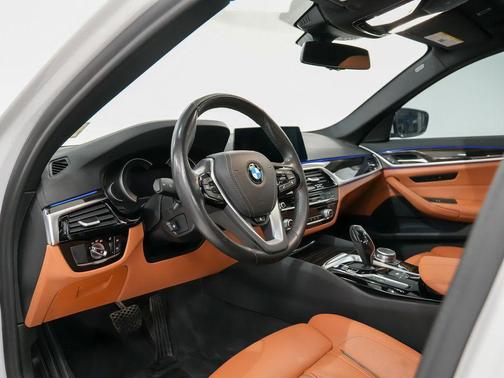 2019 BMW 530e iPerformance