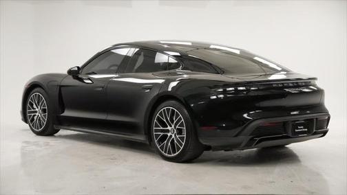 2020 Porsche Taycan Turbo