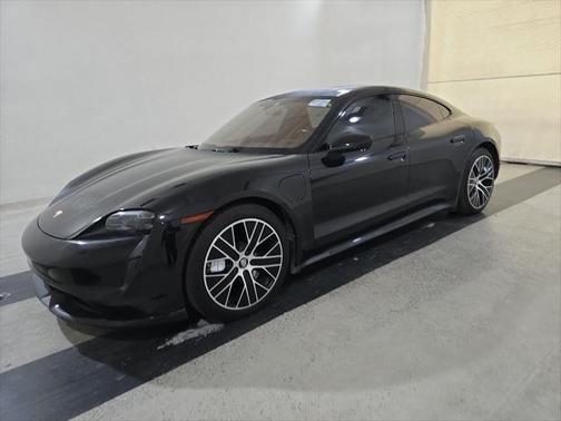 2020 Porsche Taycan Turbo