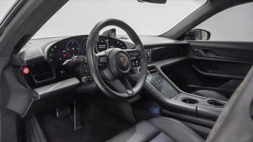 2020 Porsche Taycan Turbo