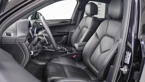 2022 Porsche Macan 
