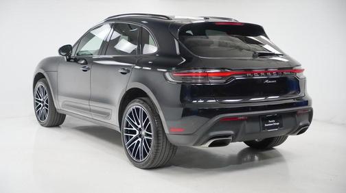 2022 Porsche Macan 