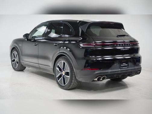 2024 Porsche Cayenne Cayenne S E-Hybrid