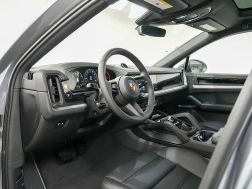 Vanadium Grey Metallic 2026 Porsche Cayenne Cayenne