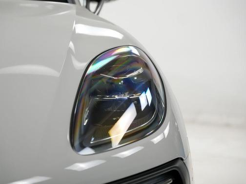 2026 Porsche Macan T