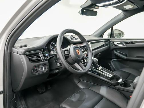2026 Porsche Macan T
