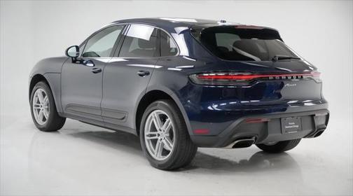 2022 Porsche Macan Base