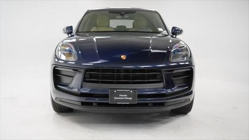 2022 Porsche Macan Base